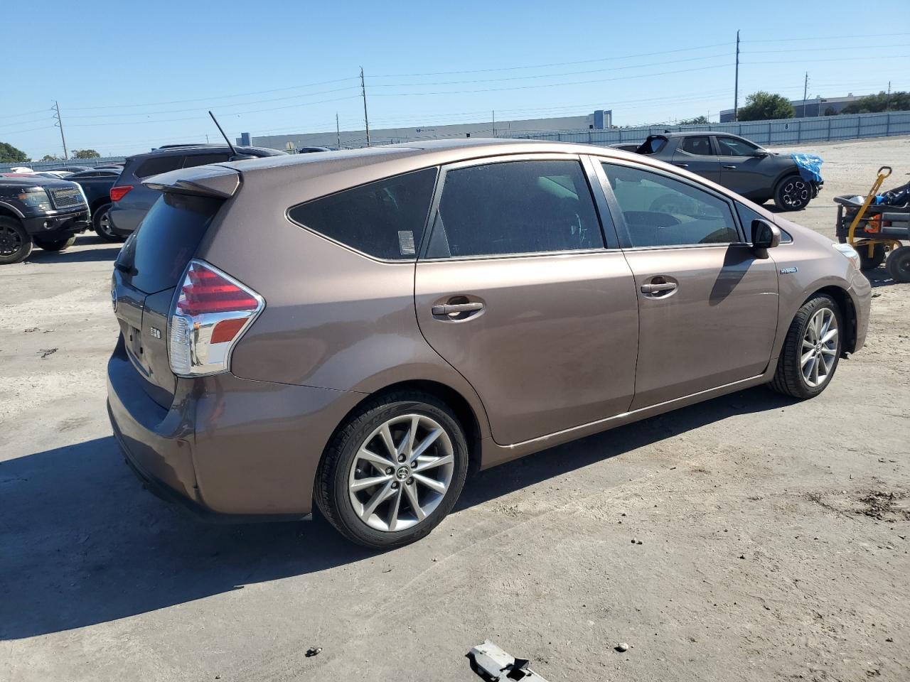 2017 TOYOTA PRIUS V