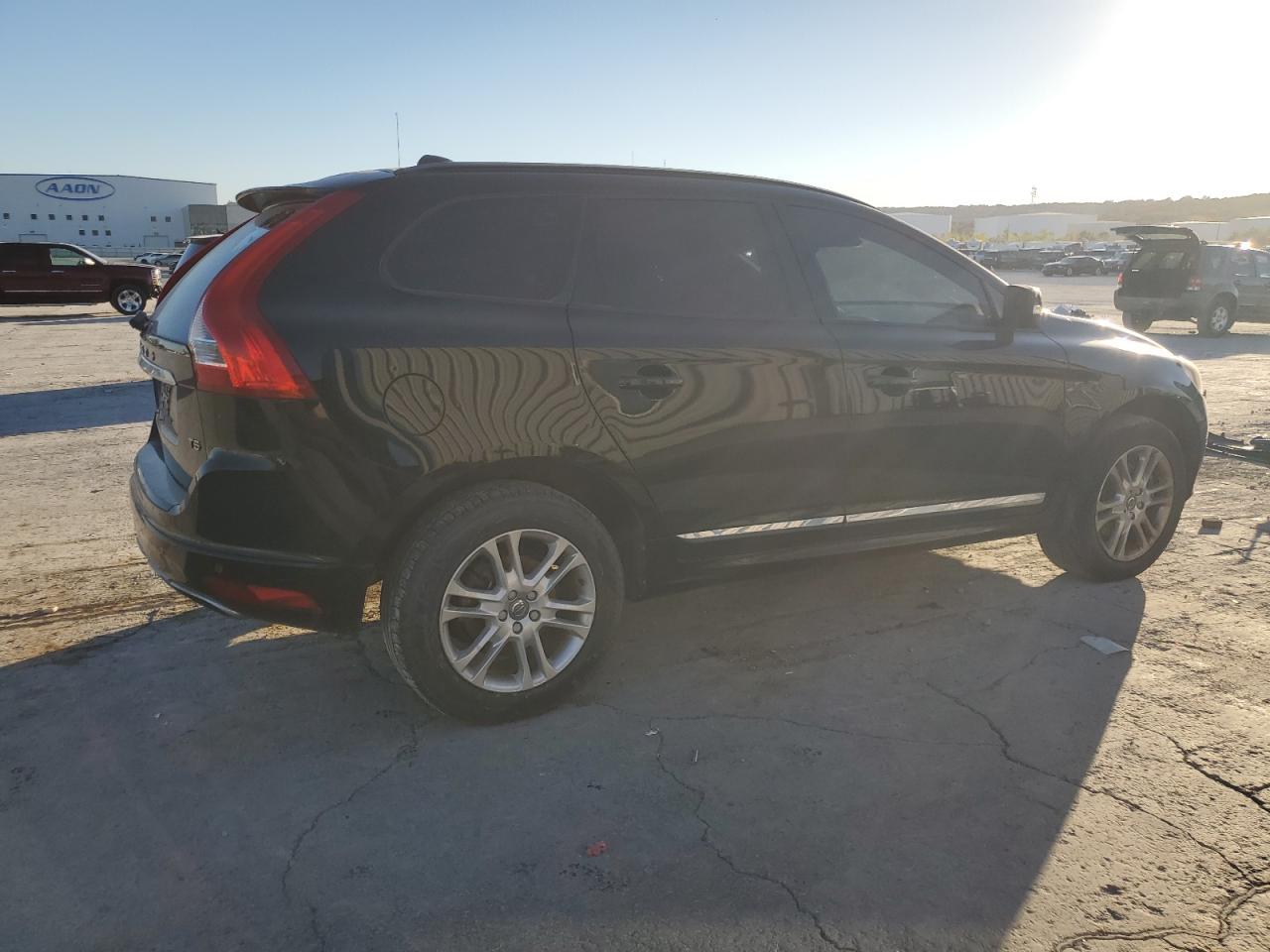 2016 VOLVO XC60