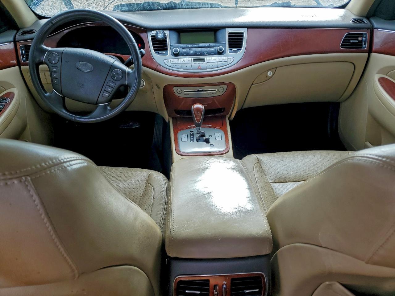 2013 HYUNDAI GENESIS