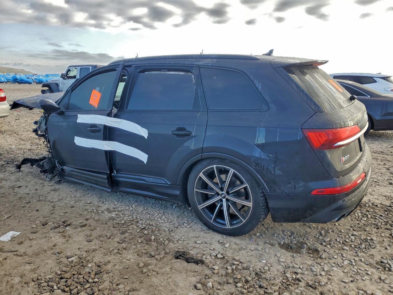 2020 AUDI SQ7