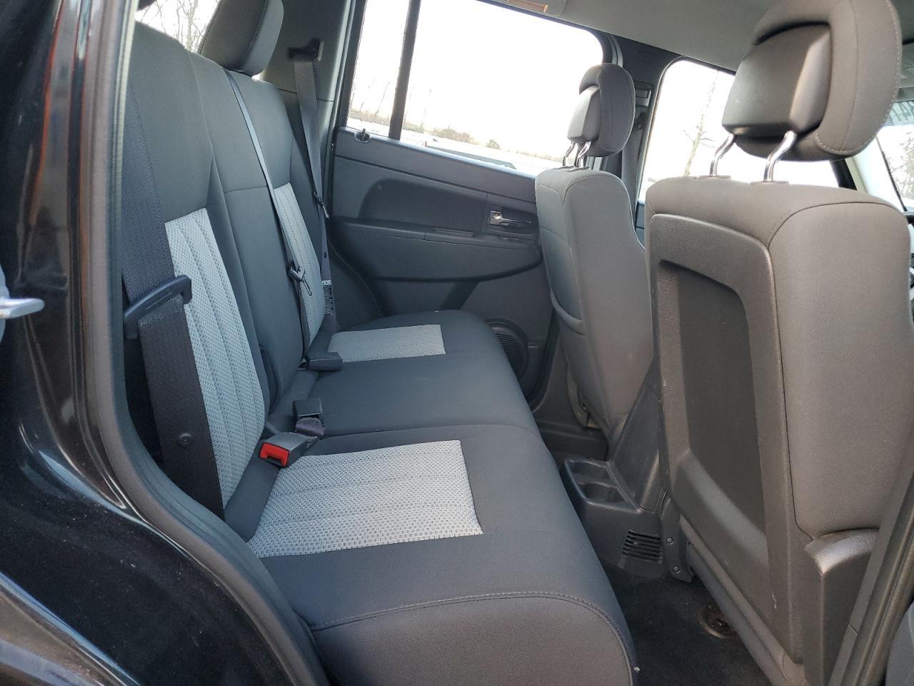 2010 JEEP Liberty