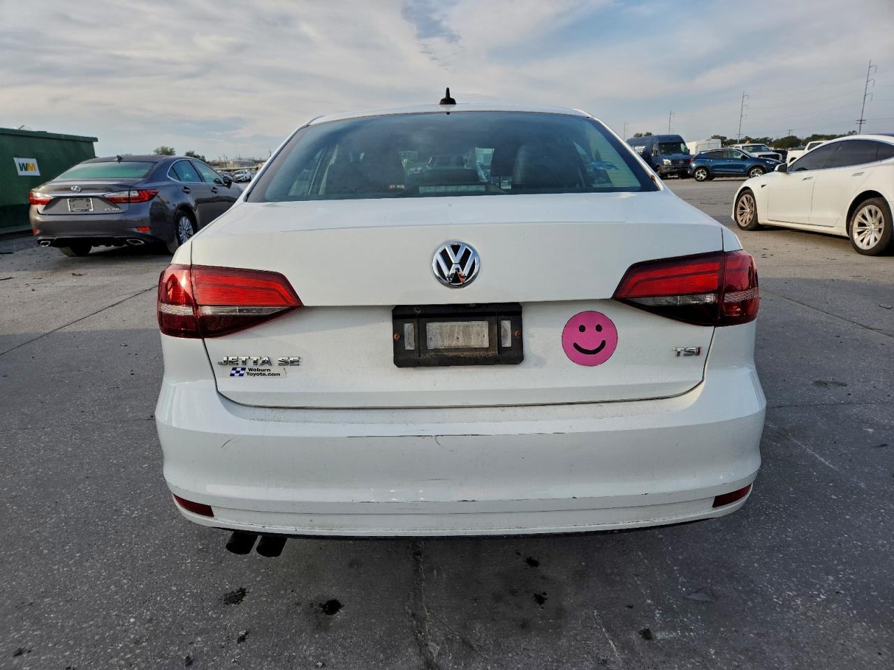 2018 VOLKSWAGEN JETTA
