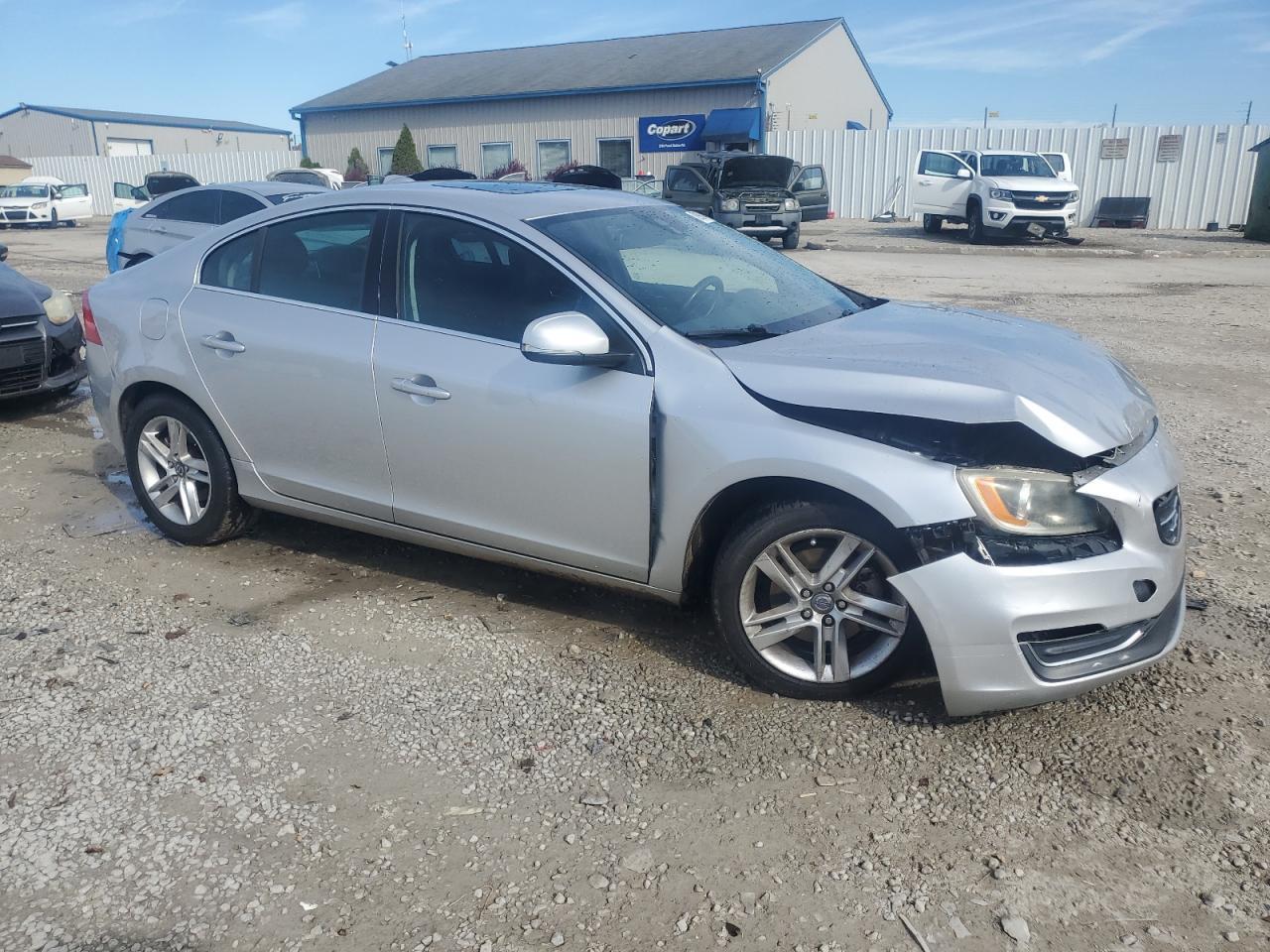 2015 VOLVO S60