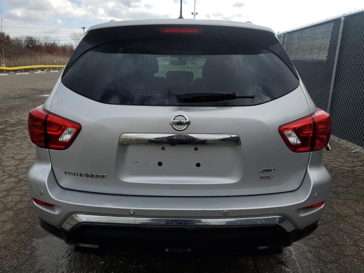 2017 NISSAN PATHFINDER
