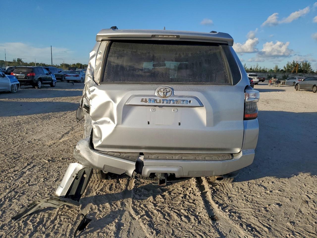 2017 TOYOTA 4Runner