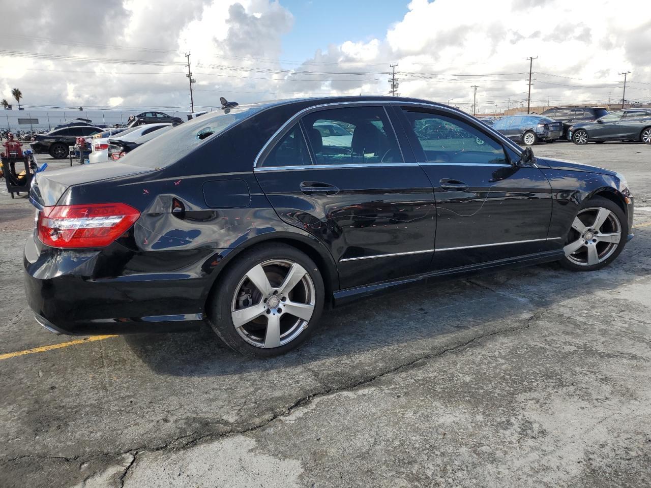 2011 MERCEDES-BENZ E-Class
