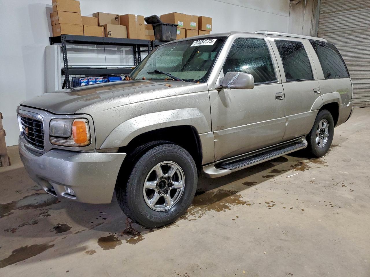 1999 CADILLAC ESCALADE