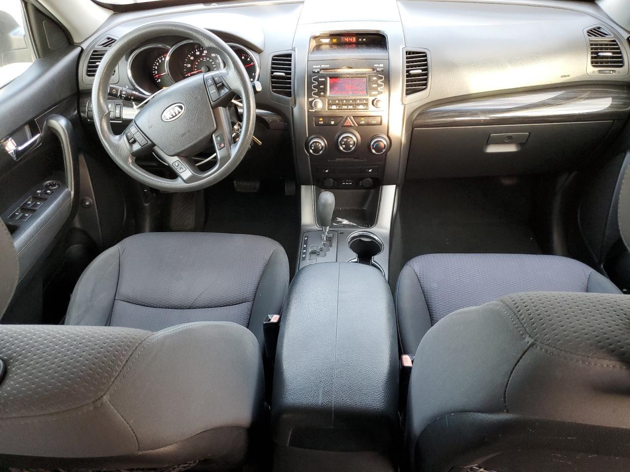2011 KIA SORENTO