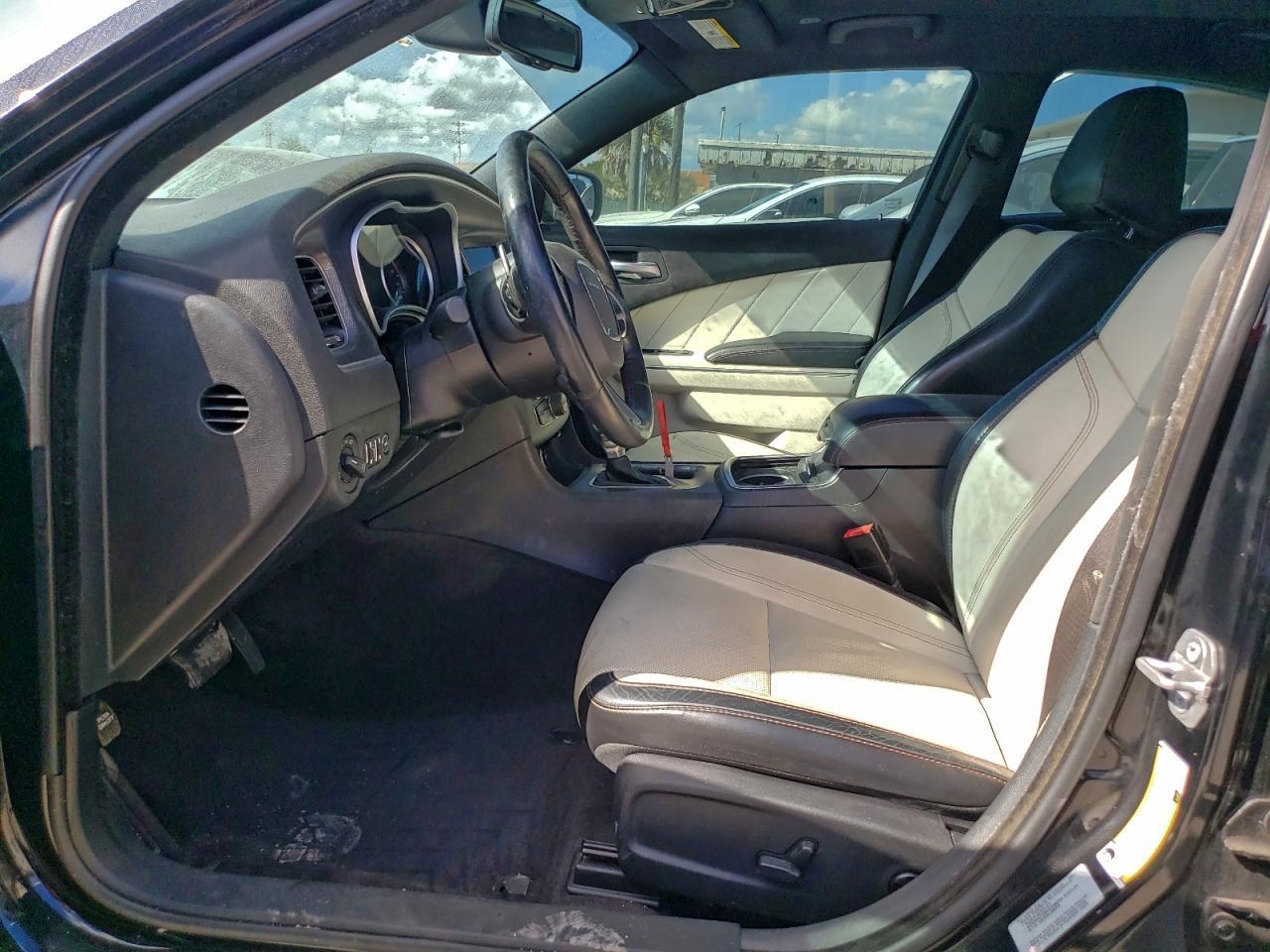 2017 DODGE CHARGER