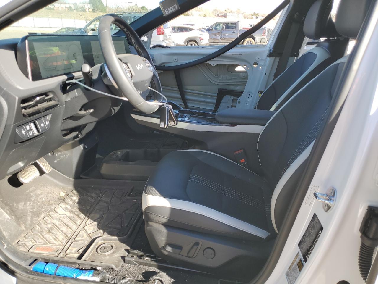 2024 KIA EV6