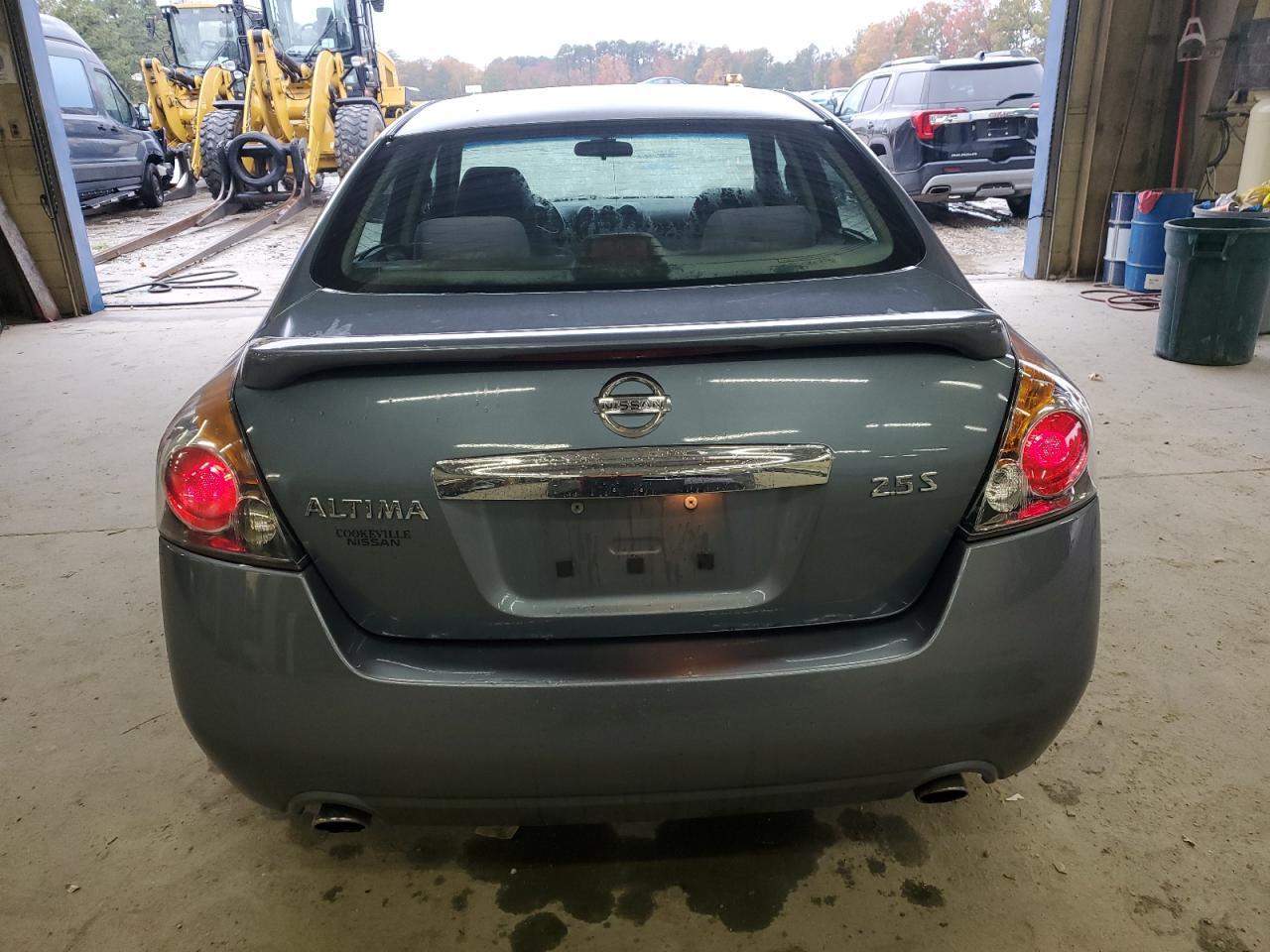 2010 NISSAN ALTIMA