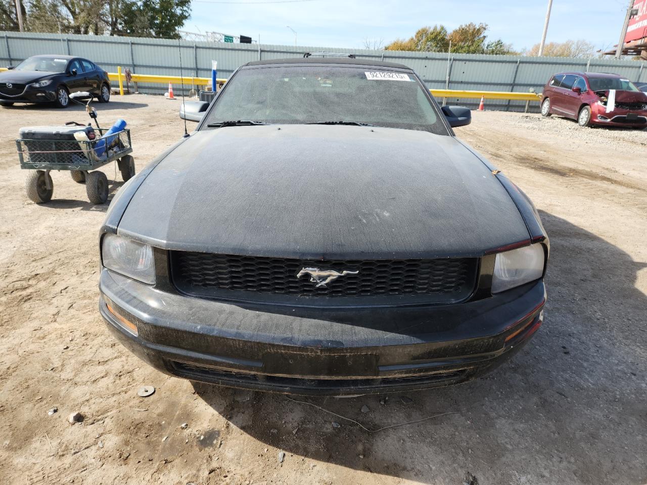 2005 FORD MUSTANG