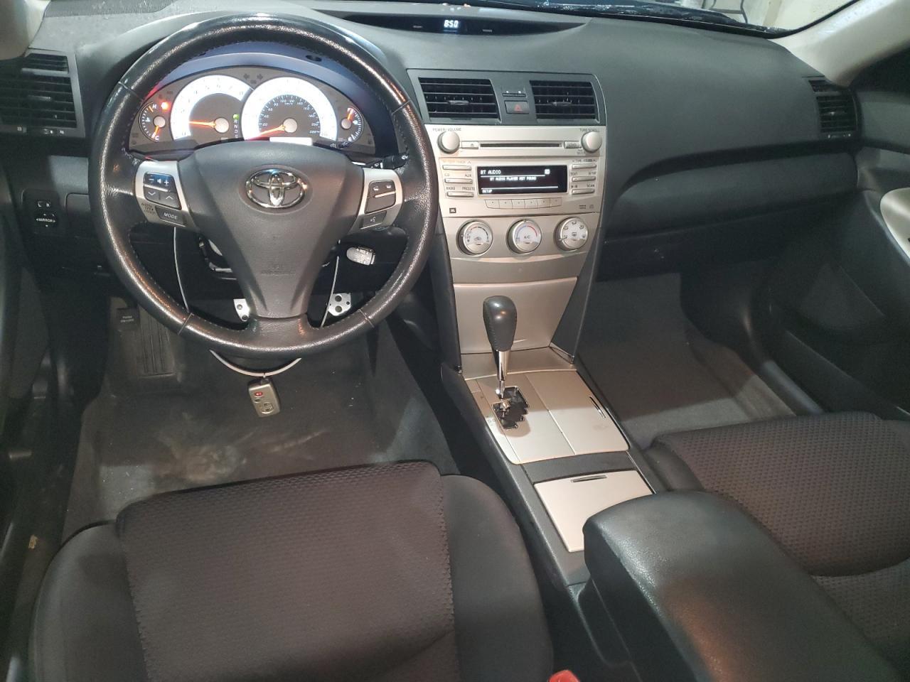 2010 TOYOTA CAMRY