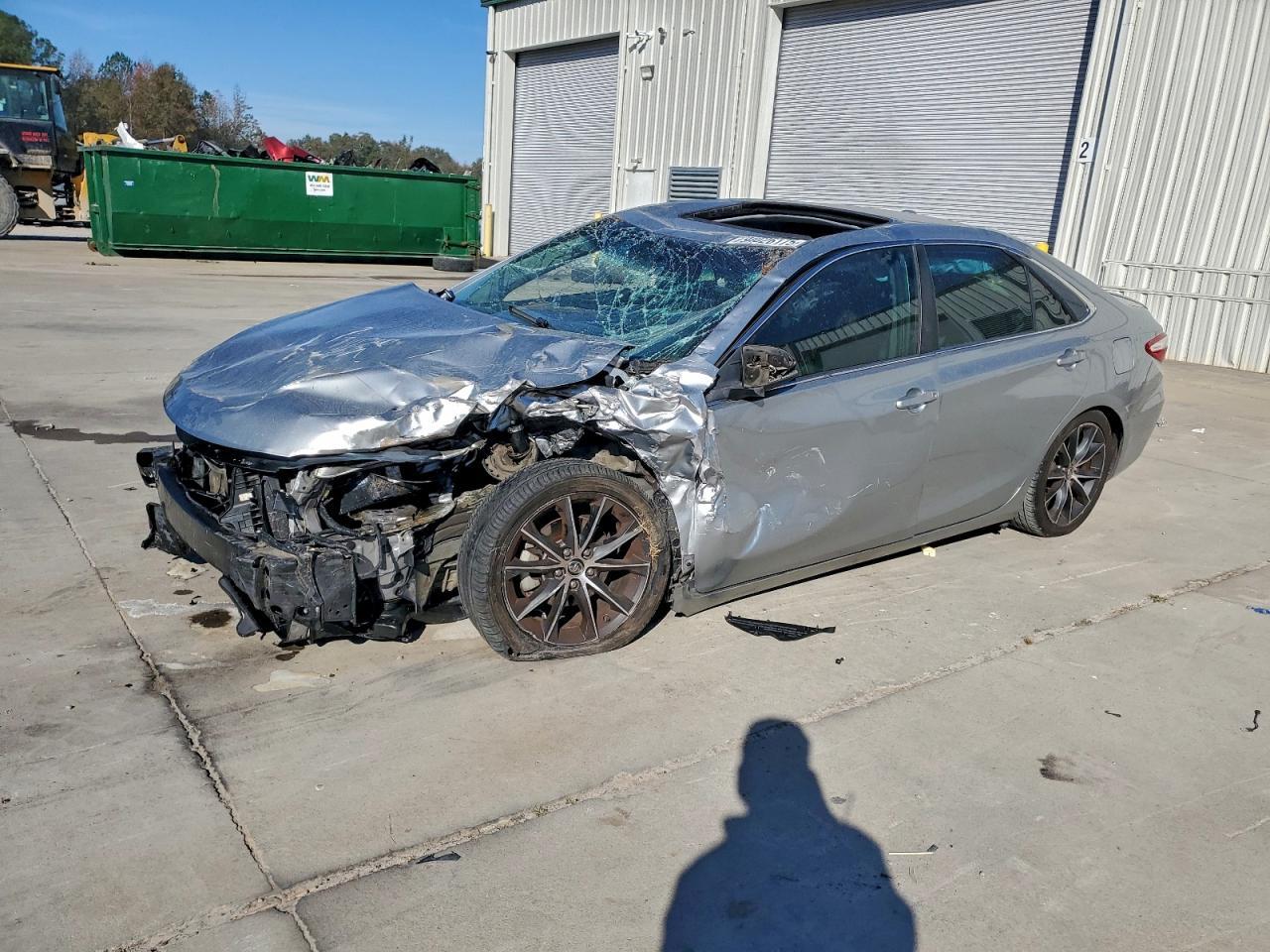 2015 TOYOTA CAMRY
