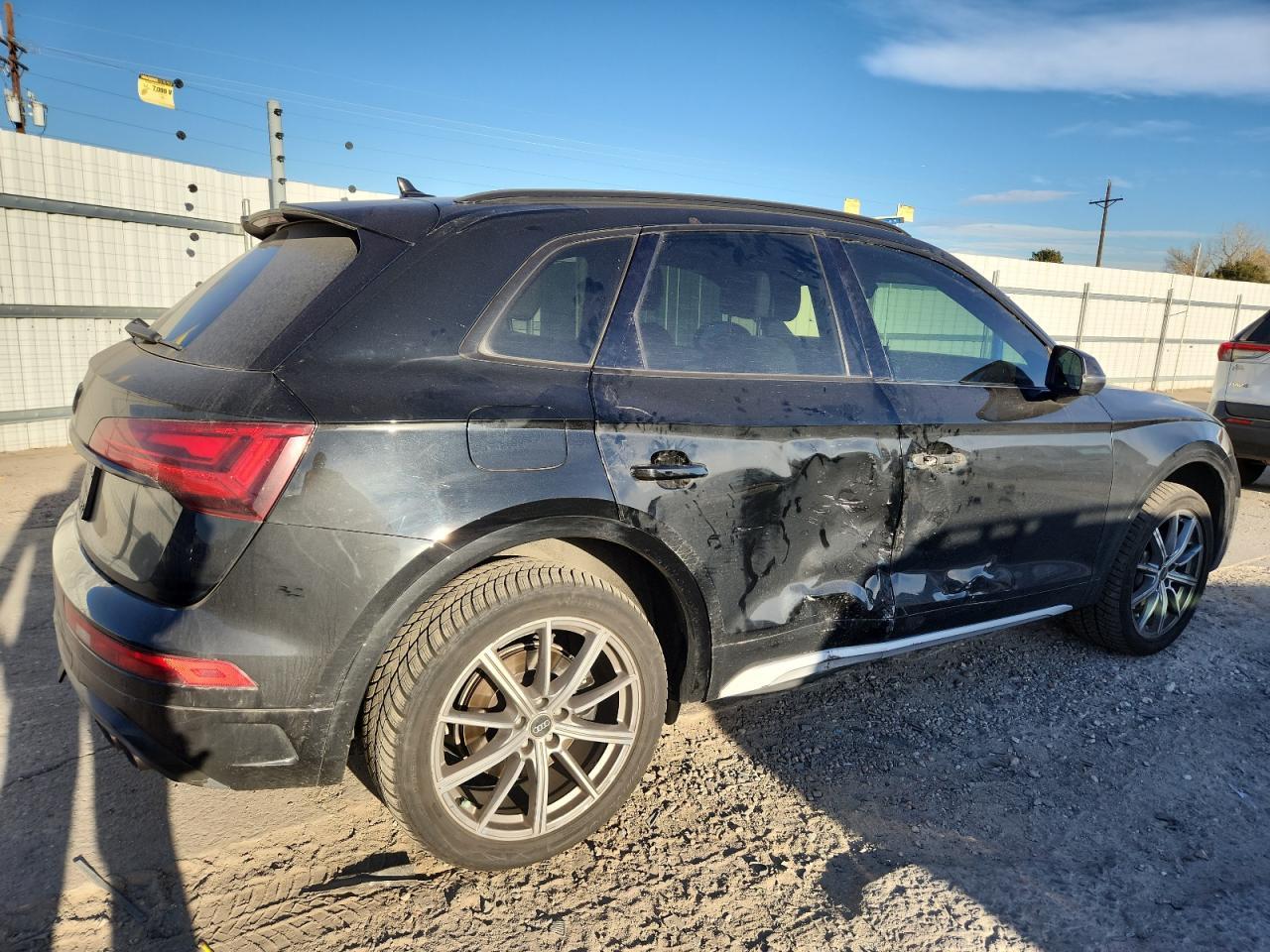 2022 AUDI SQ5
