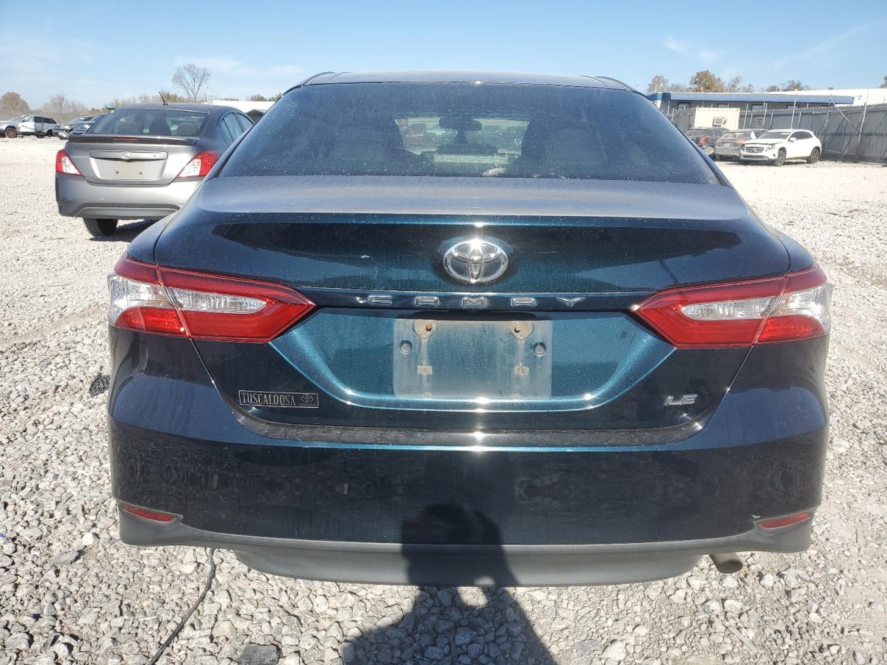 2018 TOYOTA CAMRY