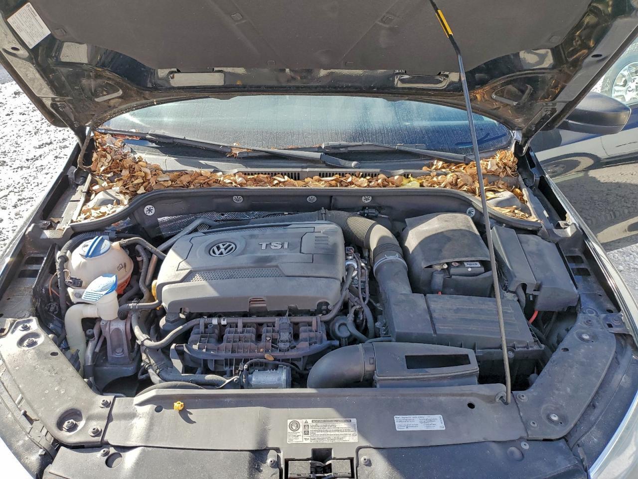 2015 VOLKSWAGEN JETTA
