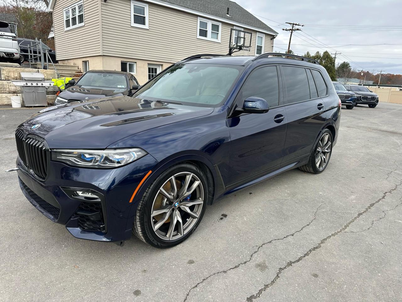 2020 BMW X7