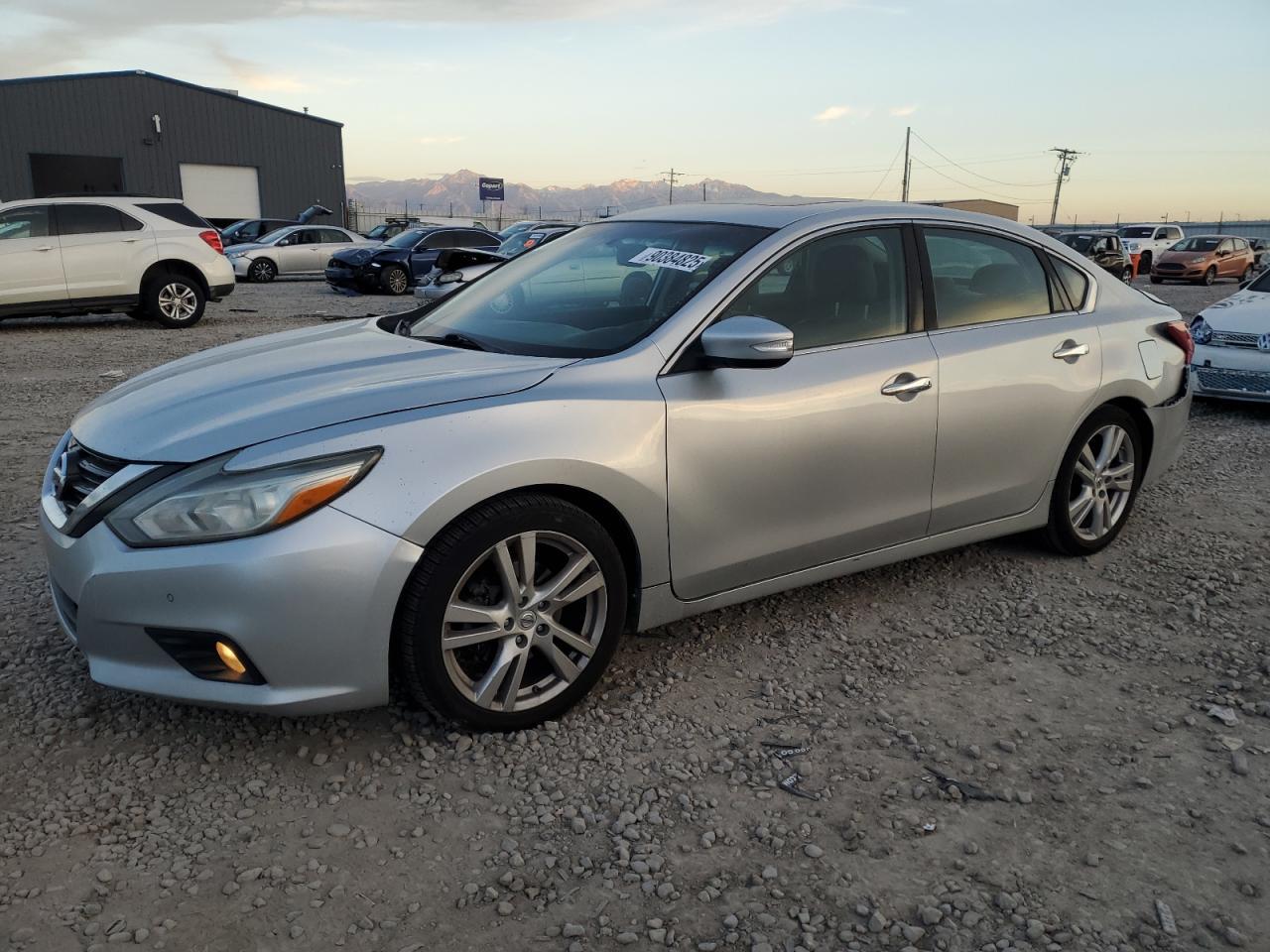 2016 NISSAN ALTIMA