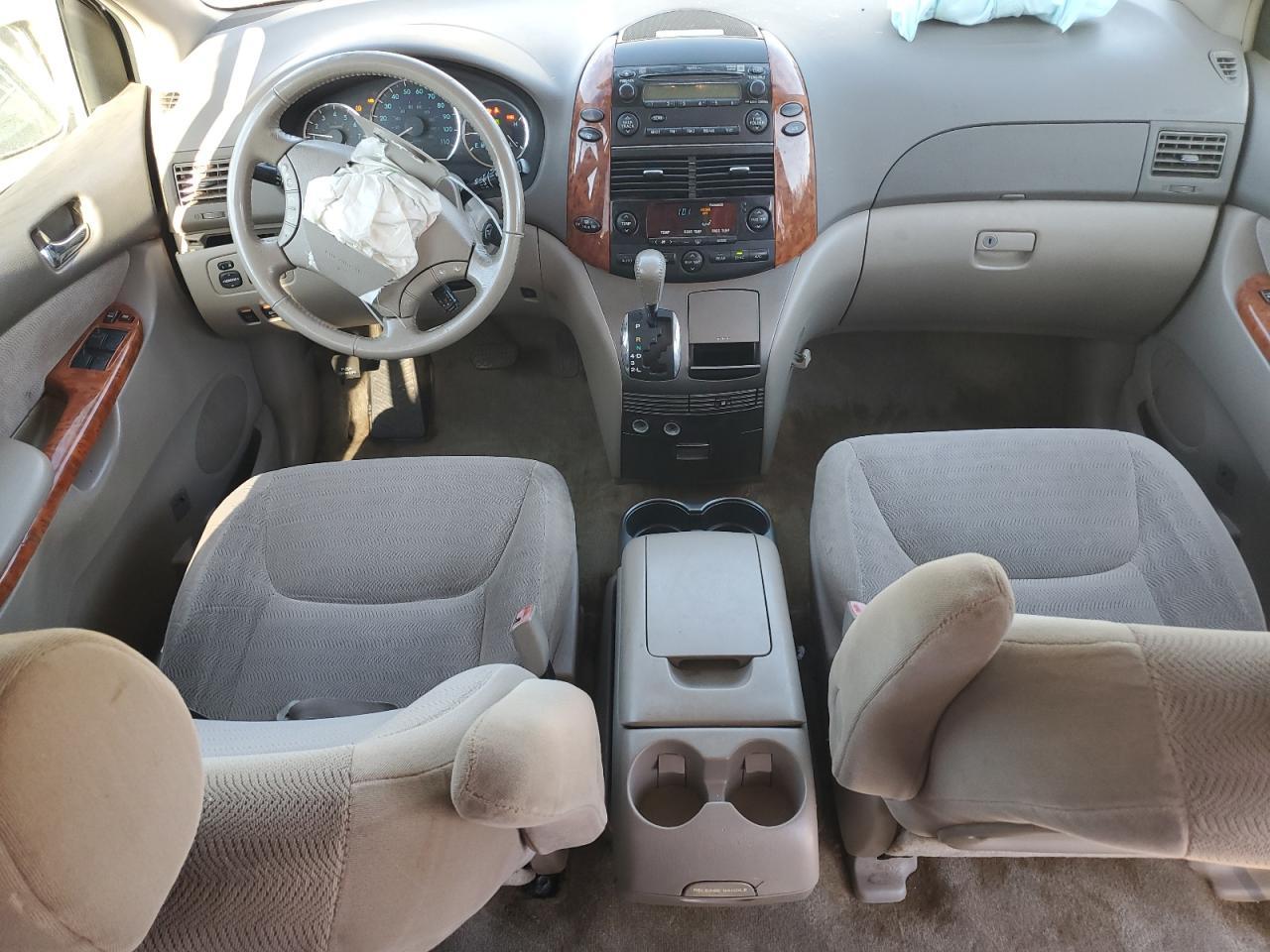 2008 TOYOTA SIENNA