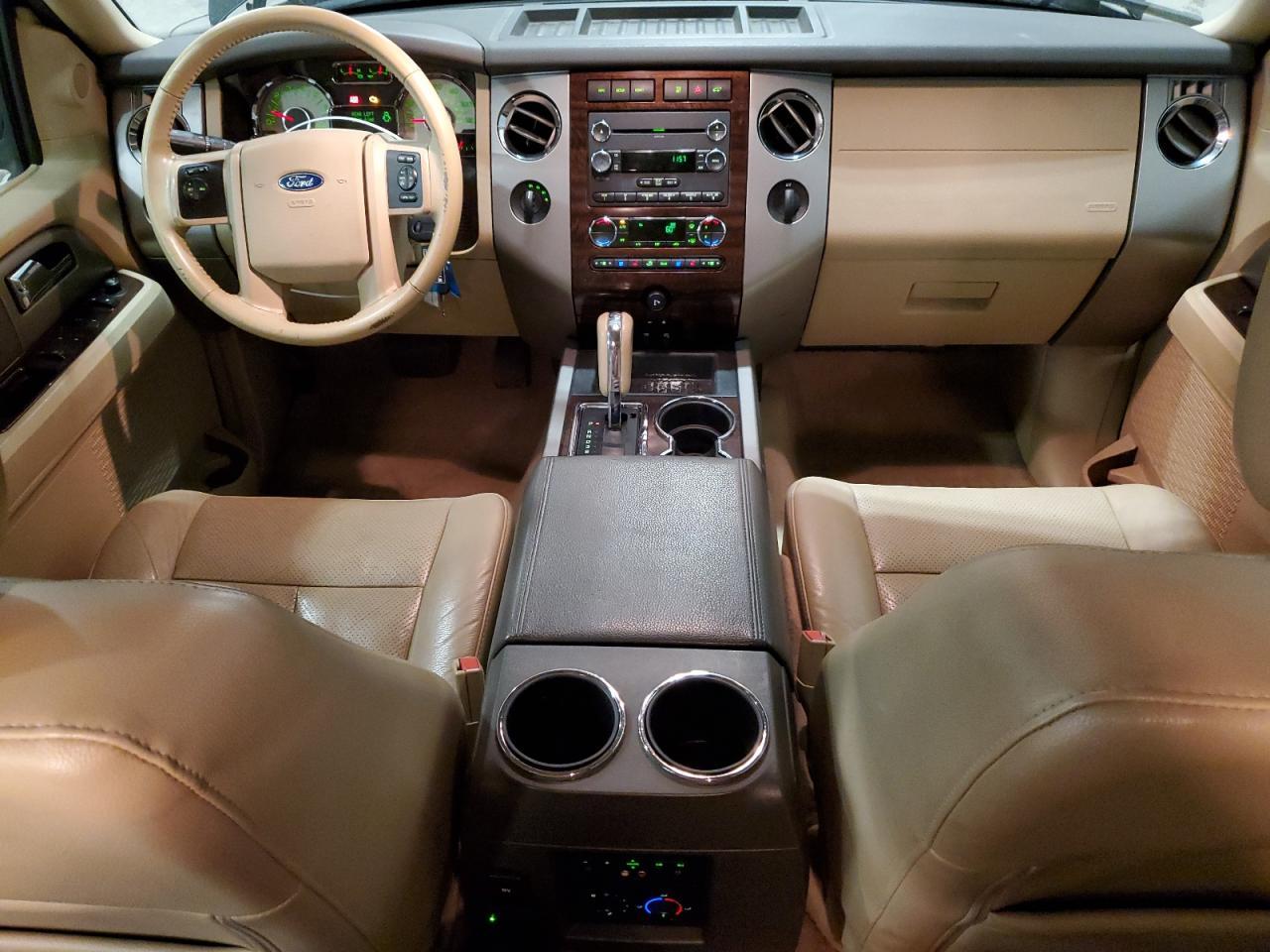 2013 FORD Expedition