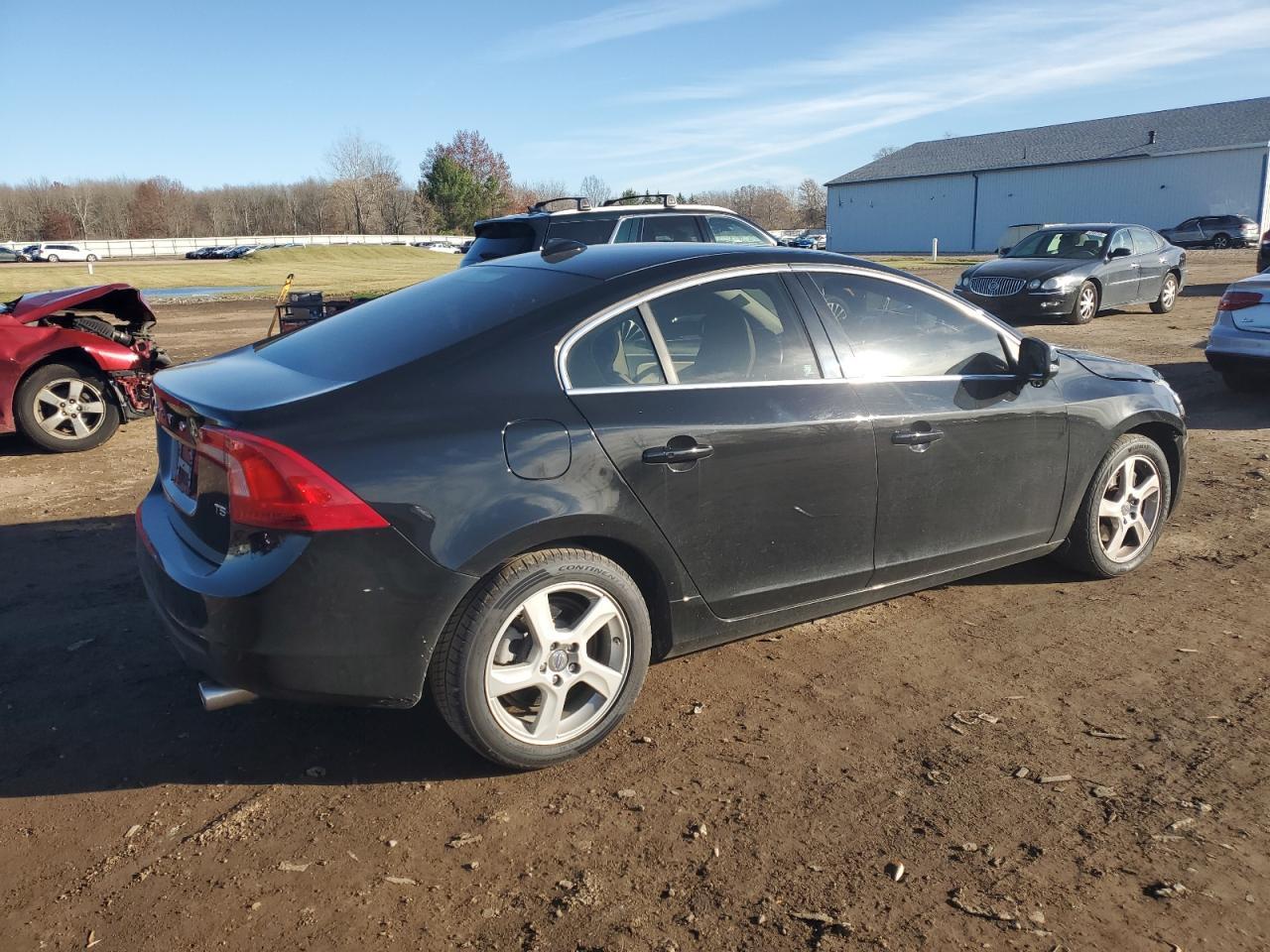2013 VOLVO S60
