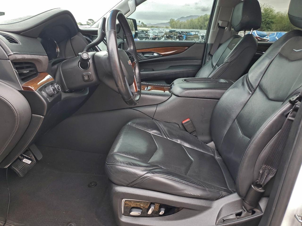 2019 CADILLAC Escalade ESV