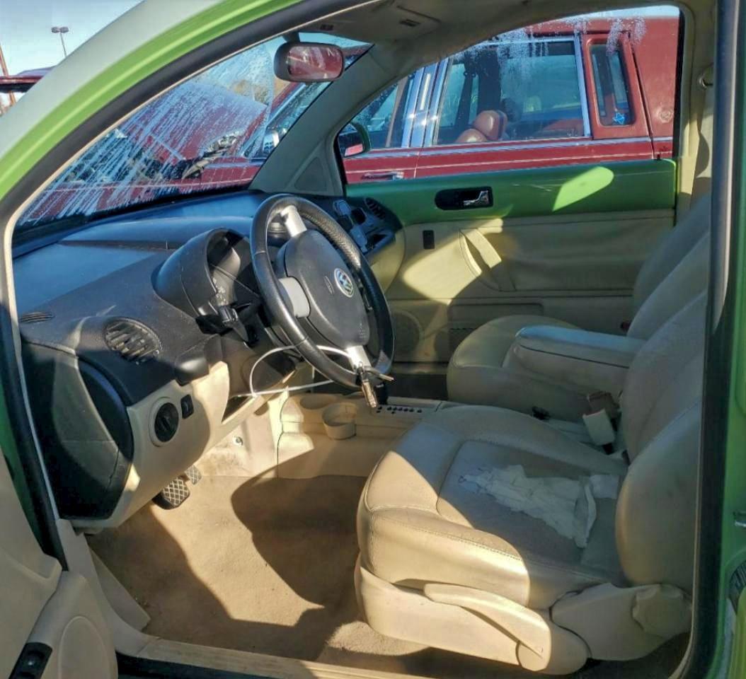 2000 VOLKSWAGEN Beetle