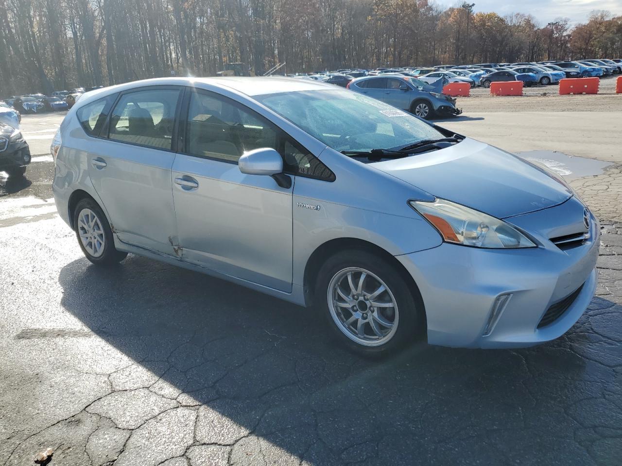 2012 TOYOTA PRIUS V