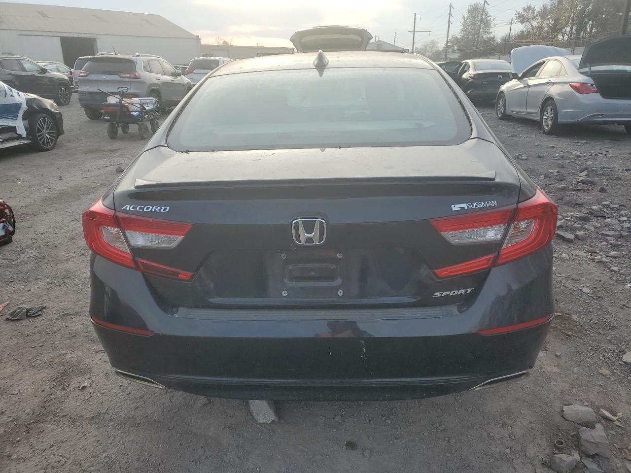 2018 HONDA ACCORD