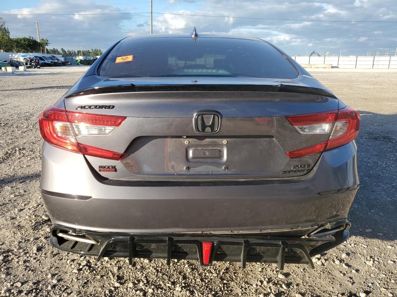 2018 HONDA ACCORD