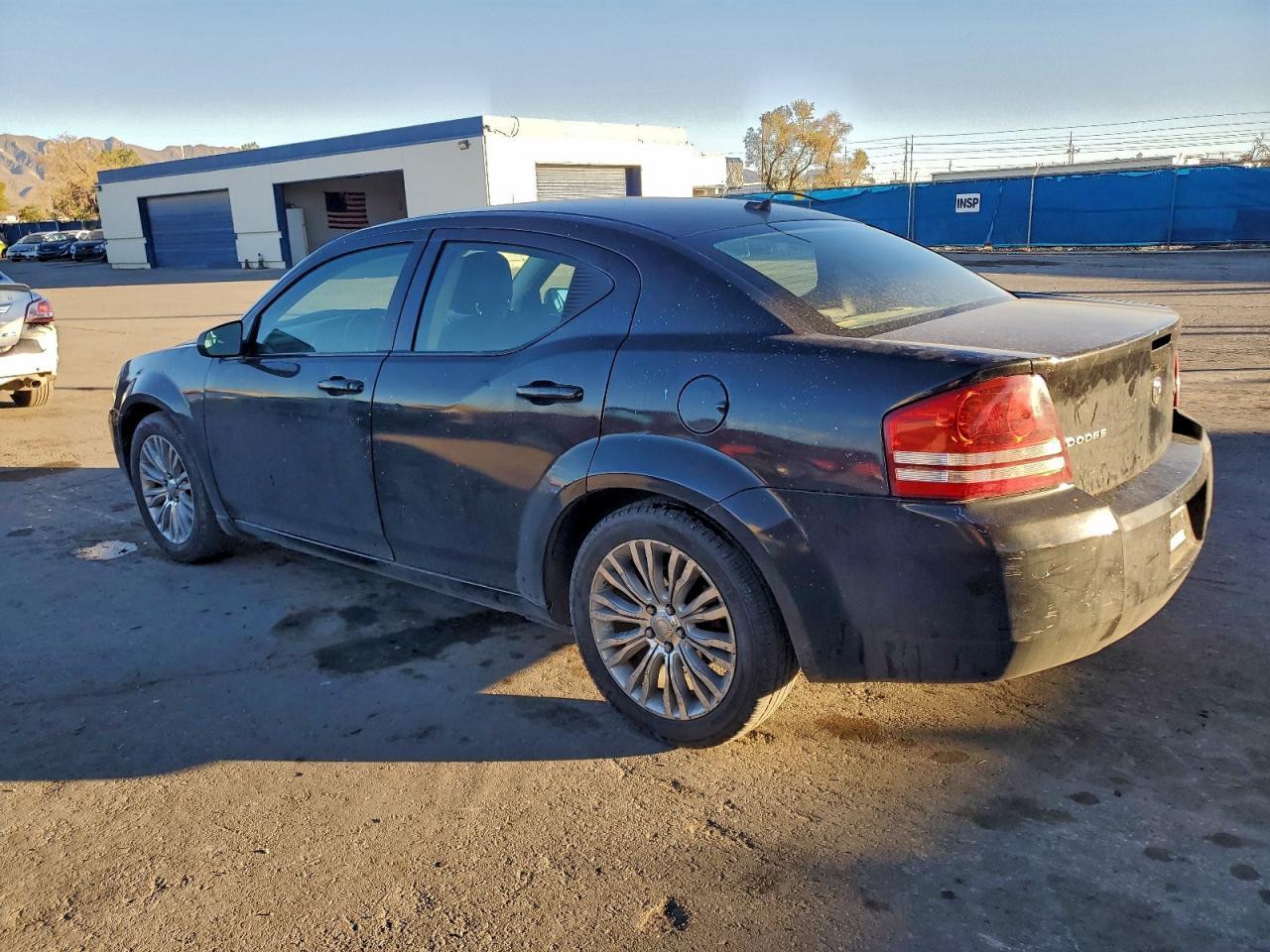 2010 DODGE Avenger
