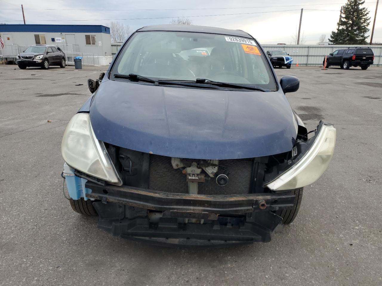 2009 NISSAN VERSA