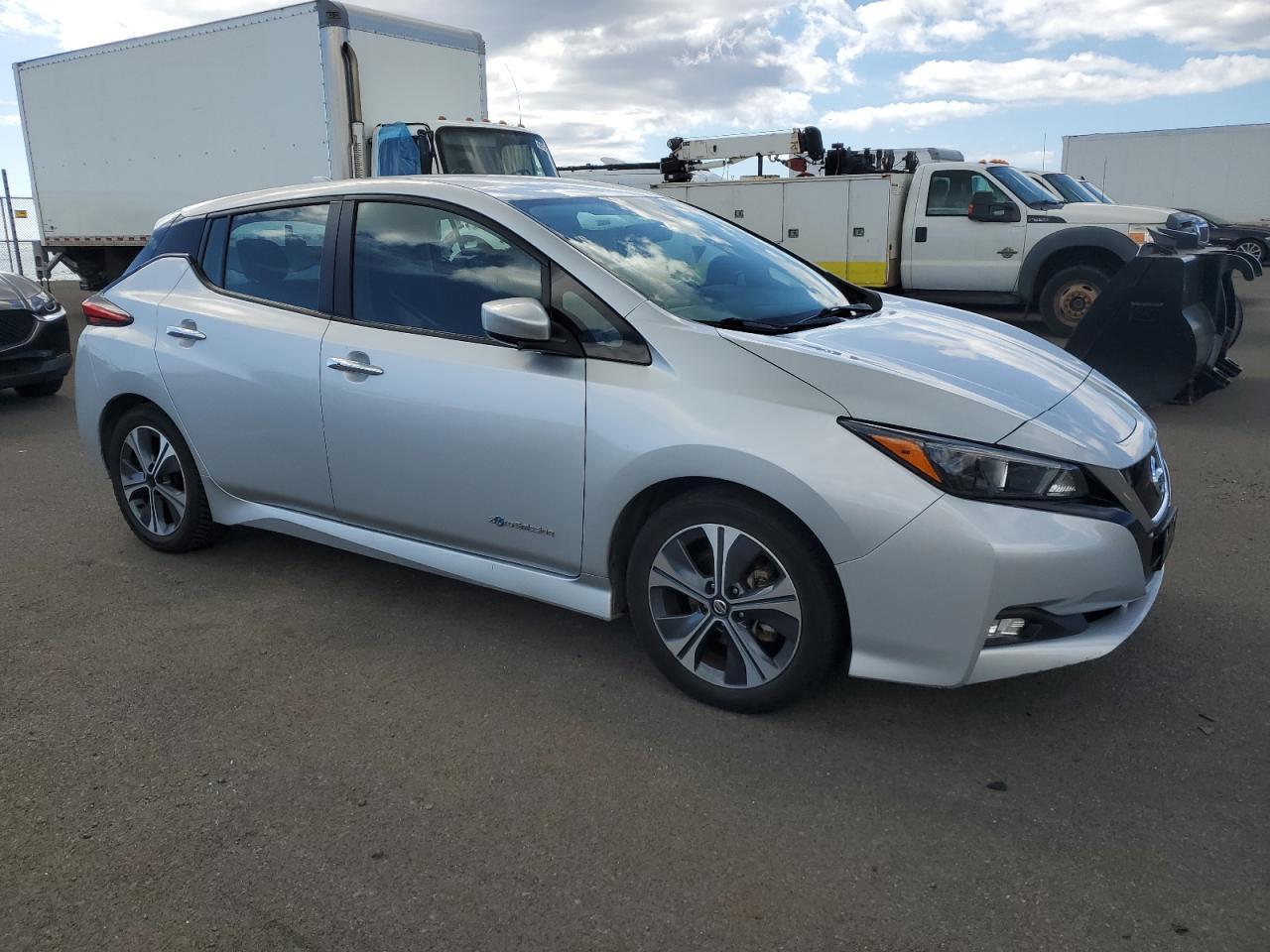2019 NISSAN LEAF