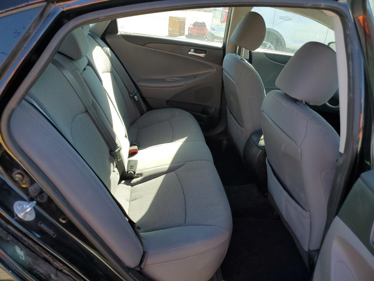 2012 HYUNDAI SONATA