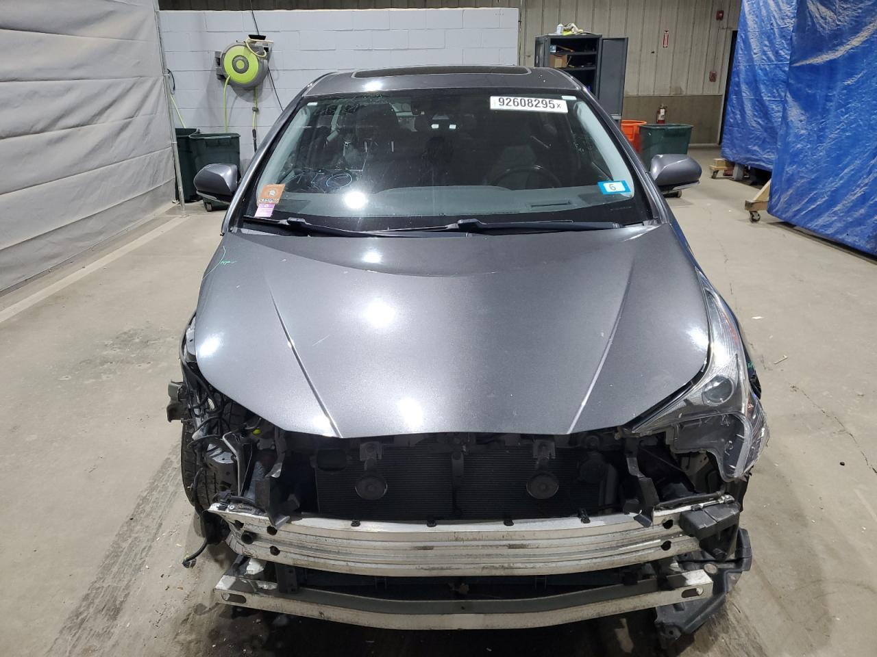 2017 TOYOTA PRIUS