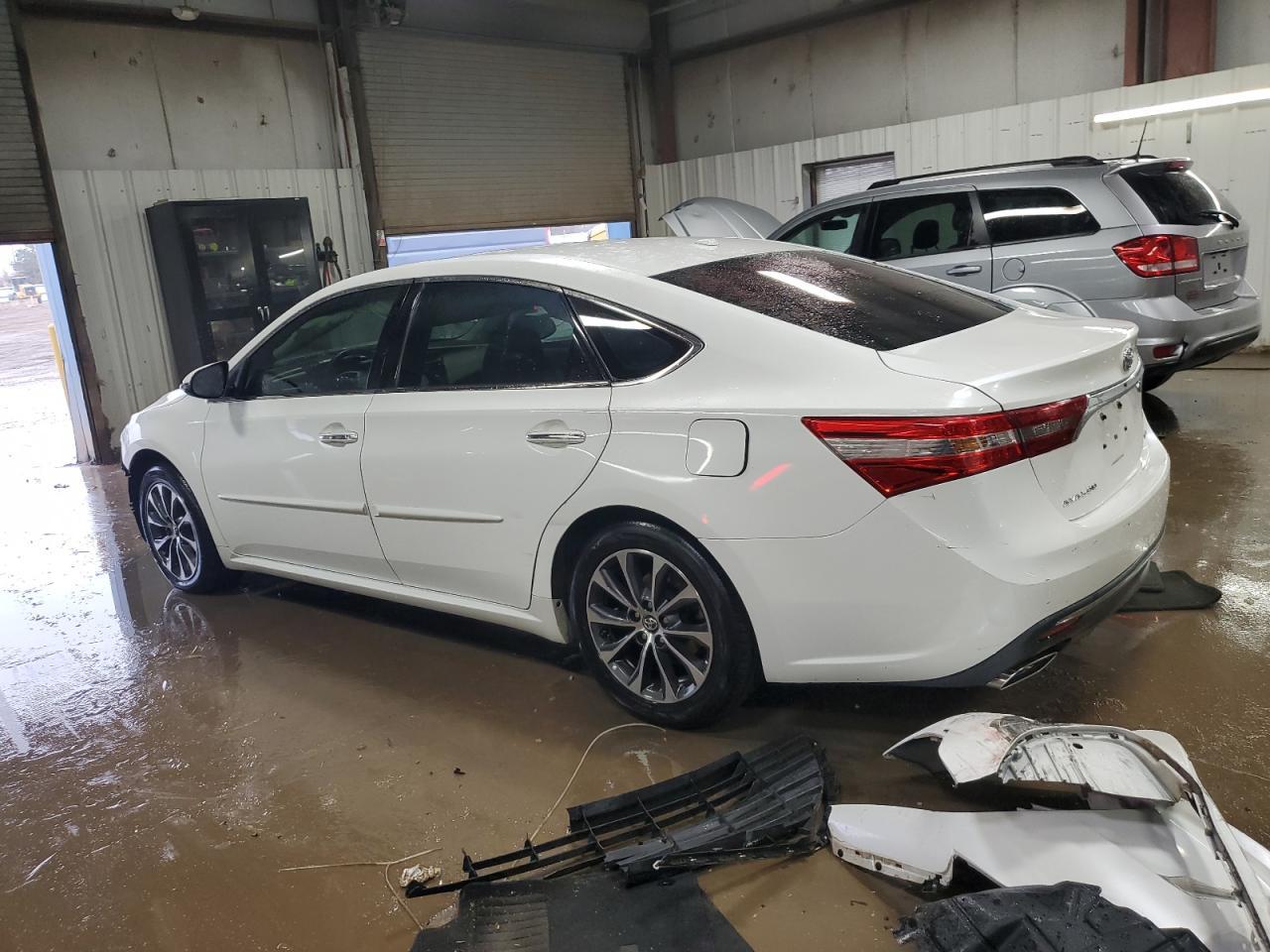 2017 TOYOTA Avalon