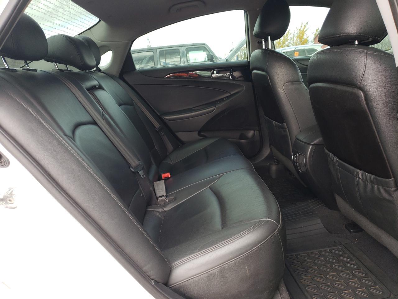 2012 HYUNDAI SONATA