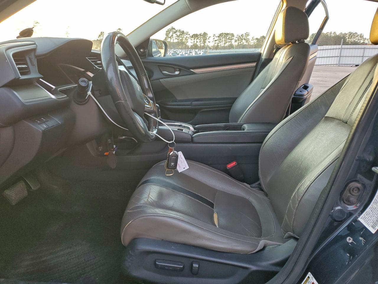 2016 HONDA CIVIC
