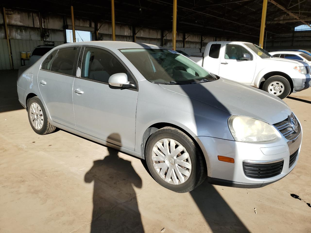 2010 VOLKSWAGEN JETTA