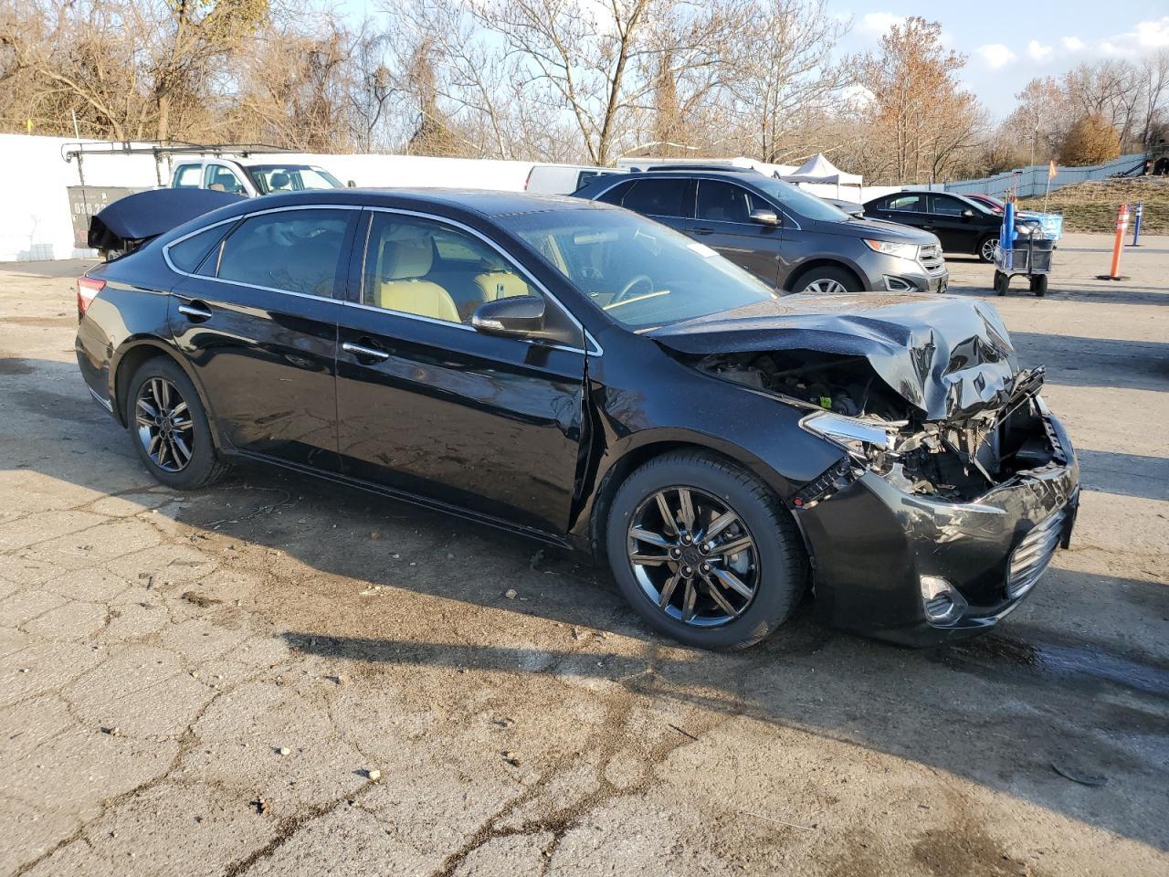 2015 TOYOTA Avalon