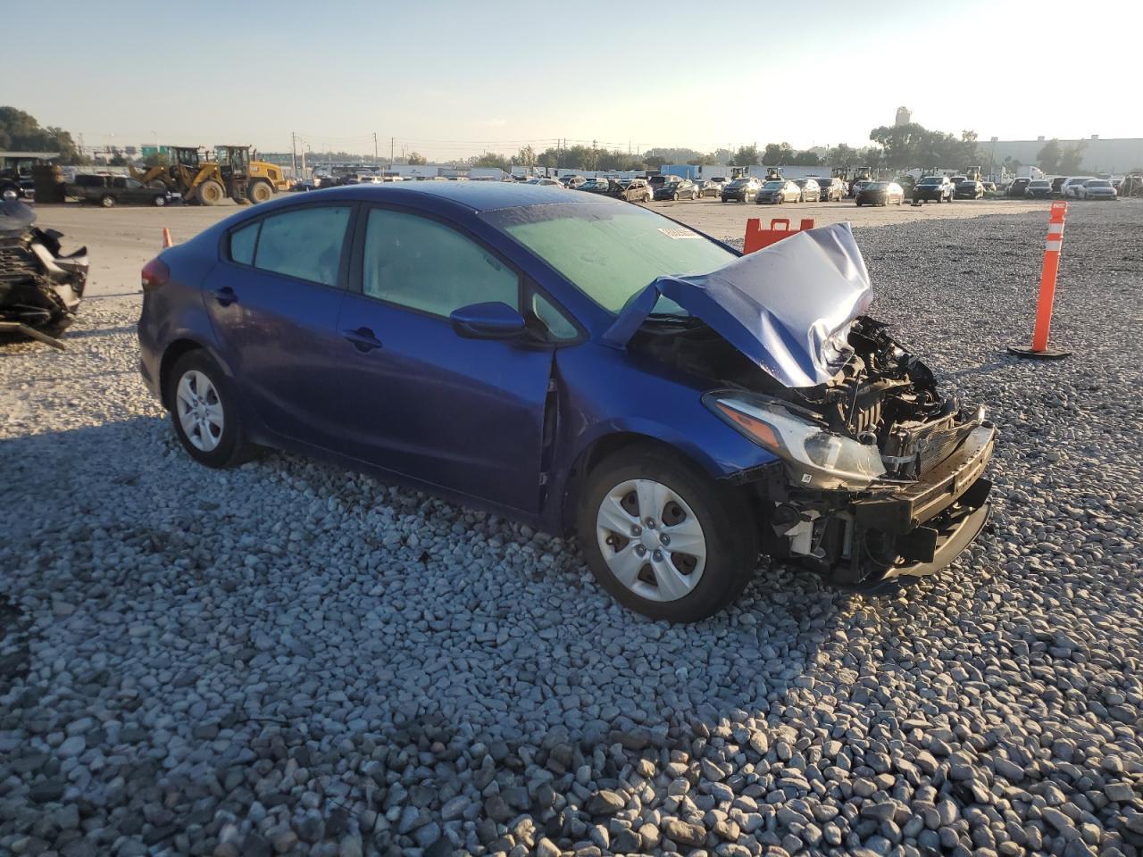 2017 KIA FORTE