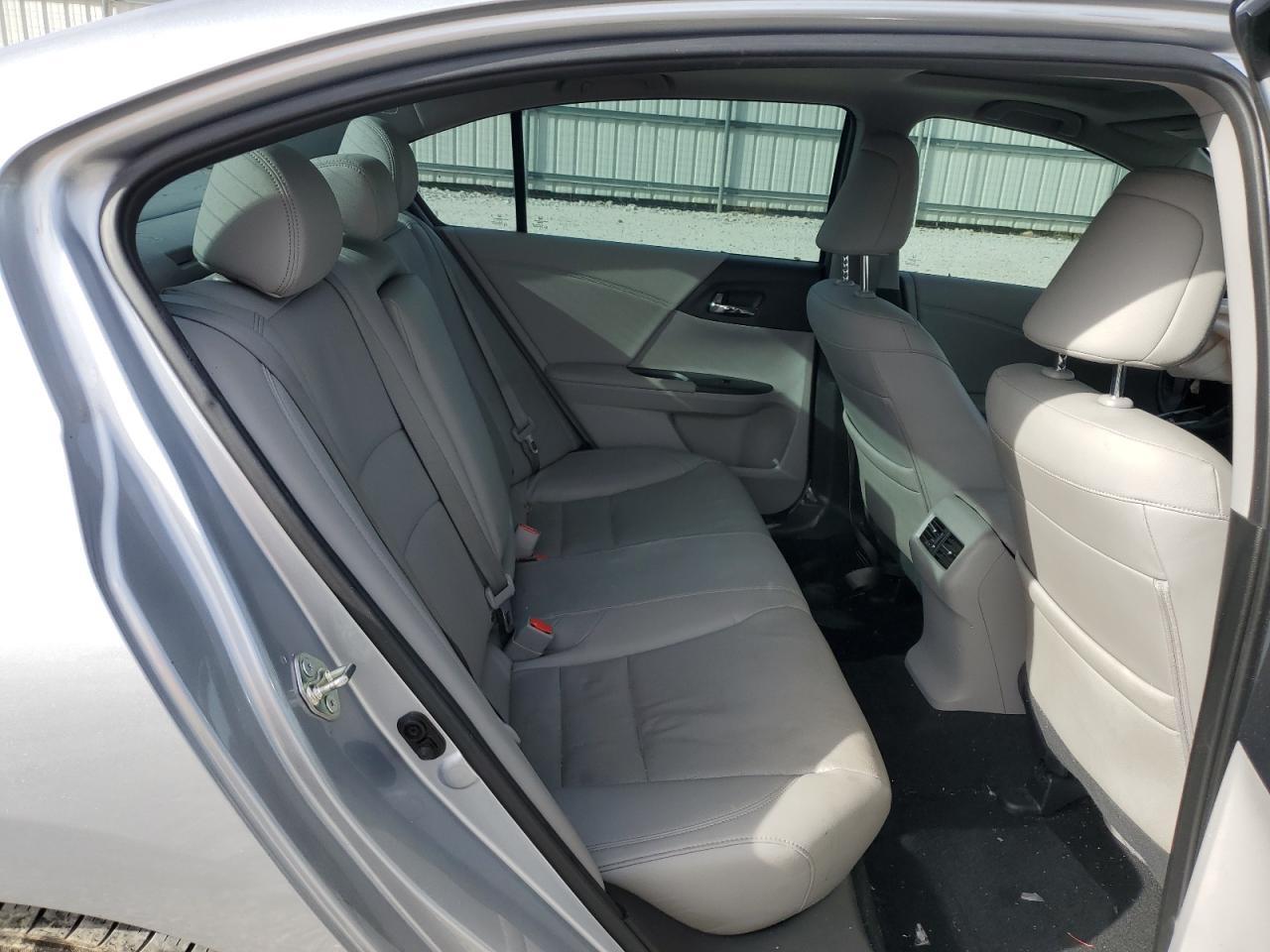 2017 HONDA ACCORD