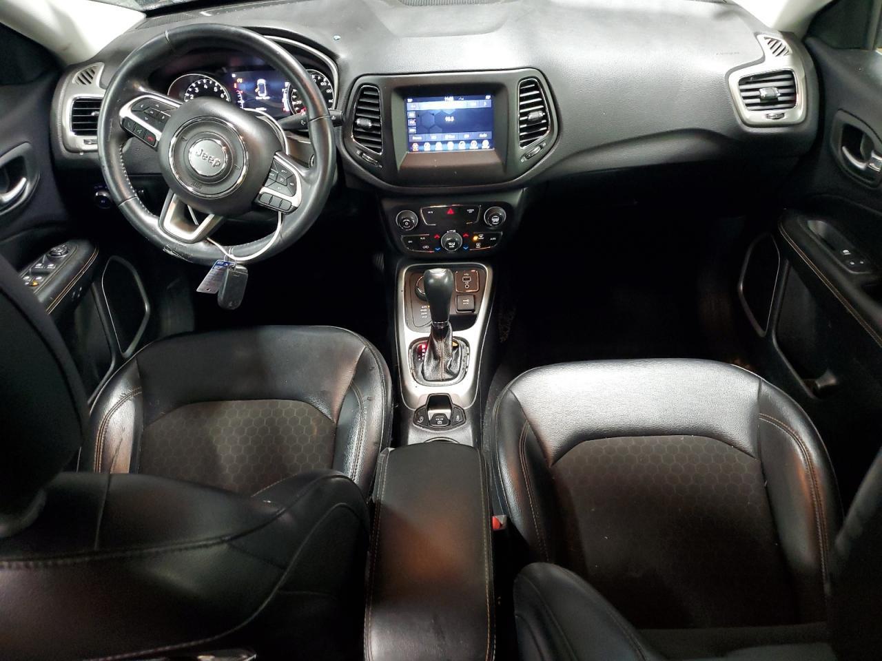 2017 JEEP Compass