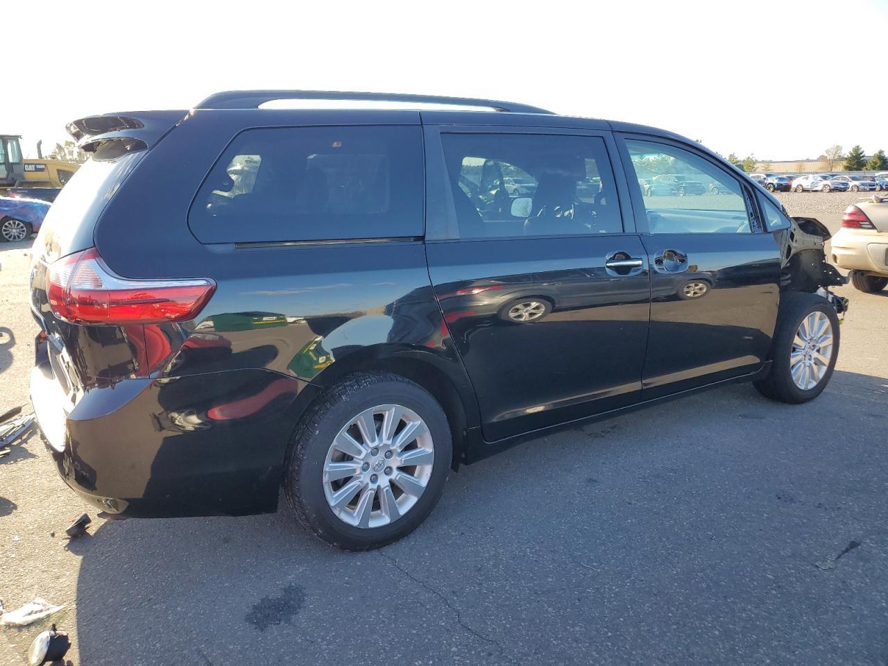 2015 TOYOTA SIENNA