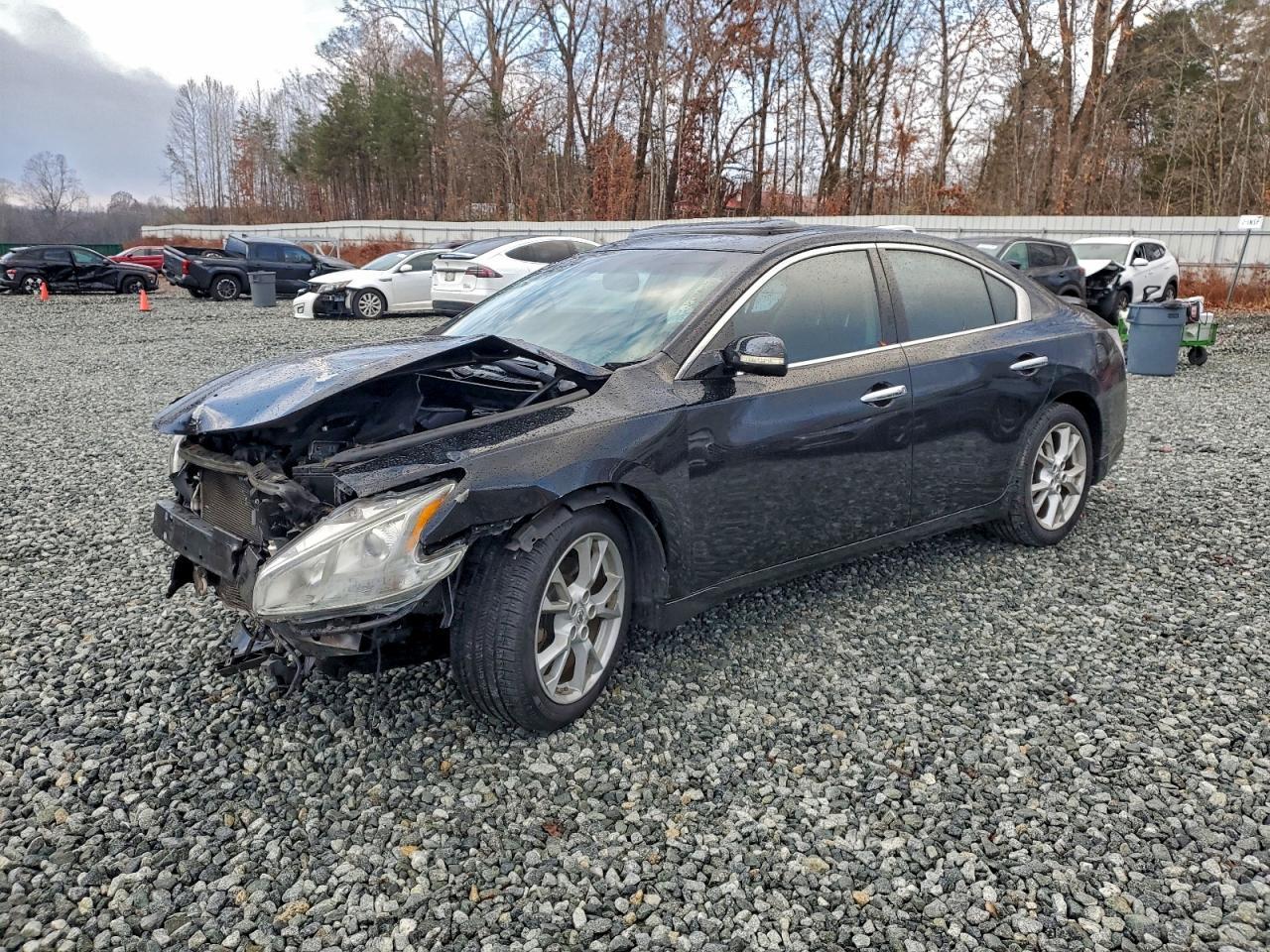 2014 NISSAN Maxima