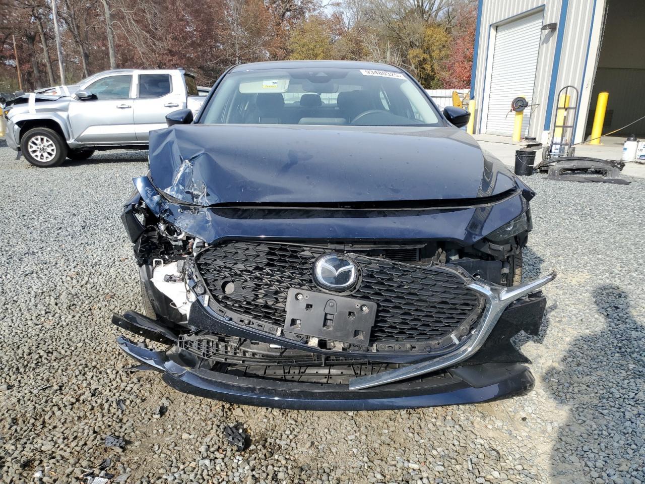 2021 MAZDA 3