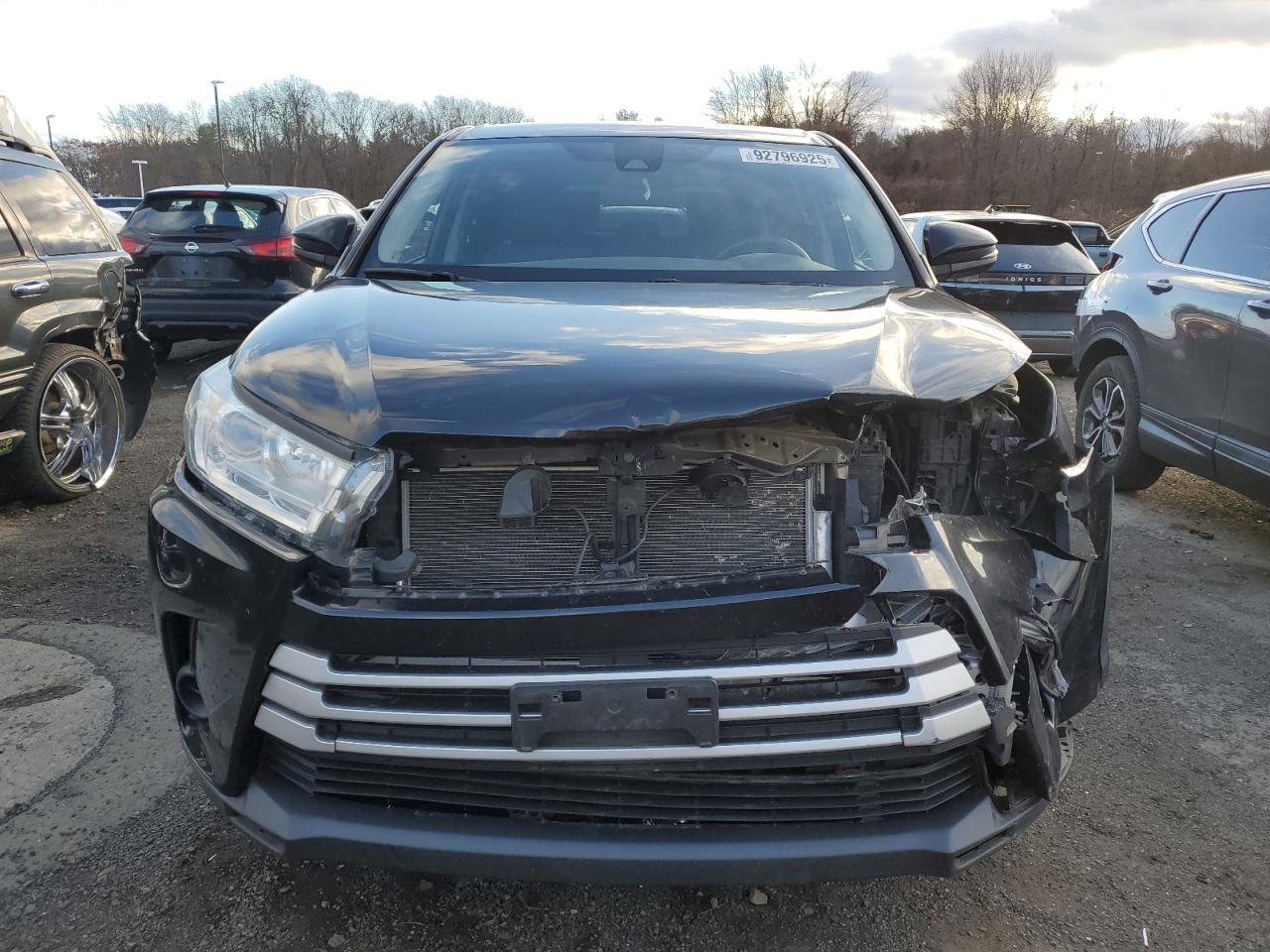 2018 TOYOTA HIGHLANDER