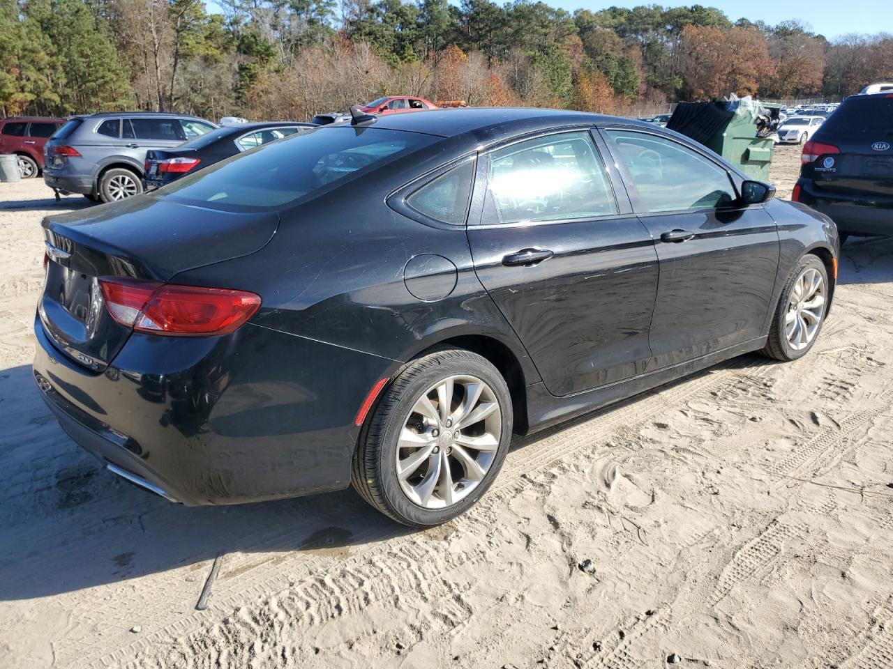 2015 CHRYSLER 200