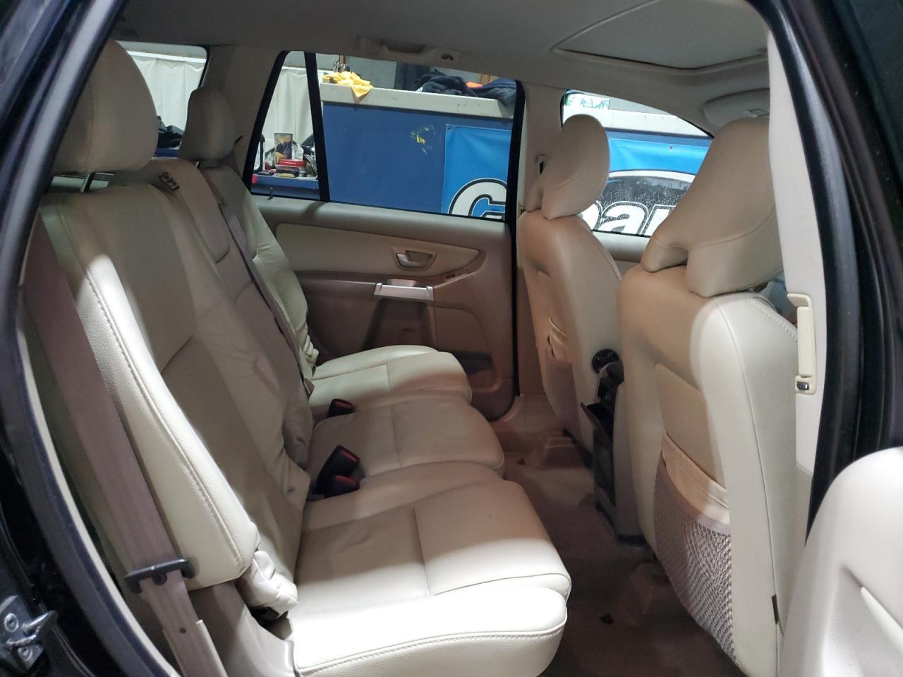 2005 VOLVO XC90